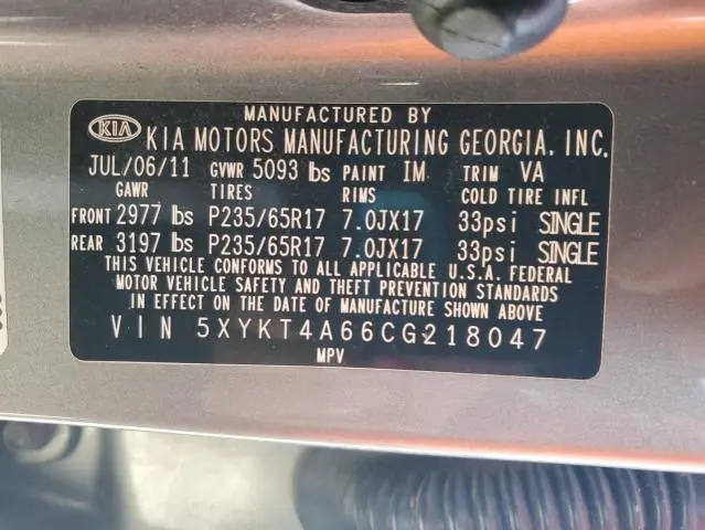 2012 KIA SORENTO BASE  
