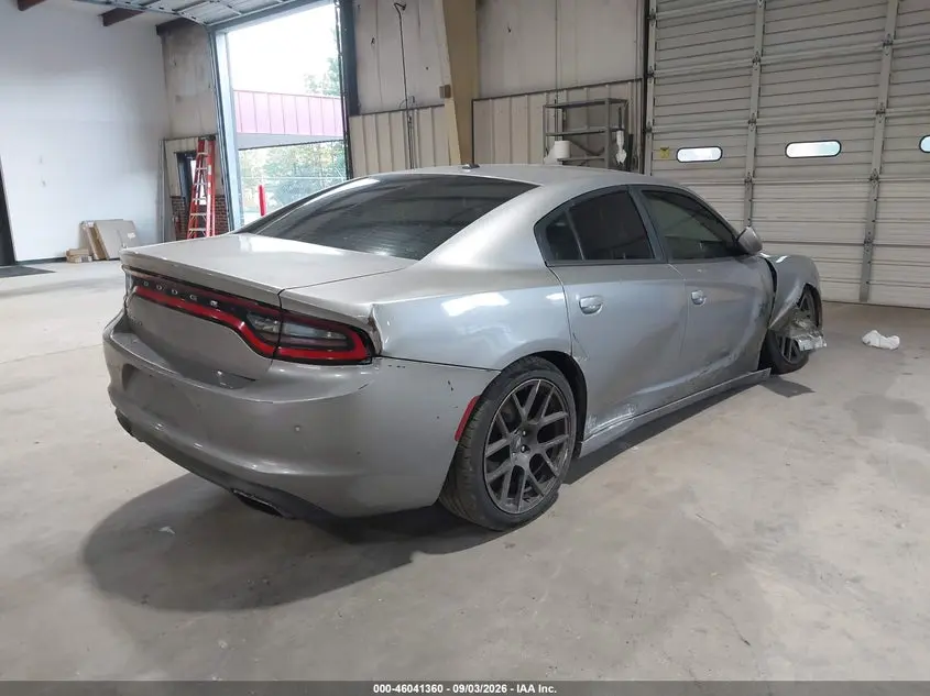2015 DODGE CHARGER SE
