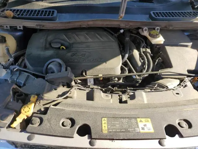2018 FORD ESCAPE SE  
