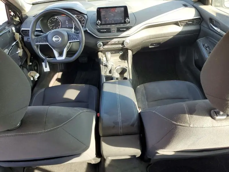2021 NISSAN ALTIMA SV  