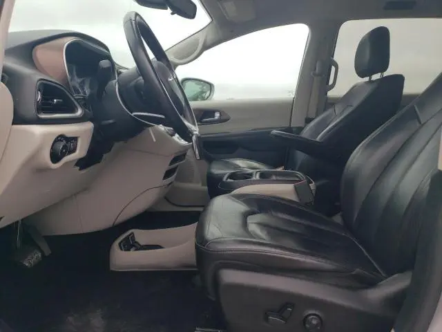2017 CHRYSLER PACIFICA TOURING L  