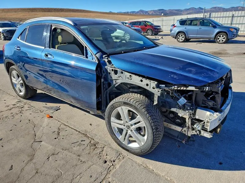 2019 MERCEDES-BENZ GLA 250 4MATIC  