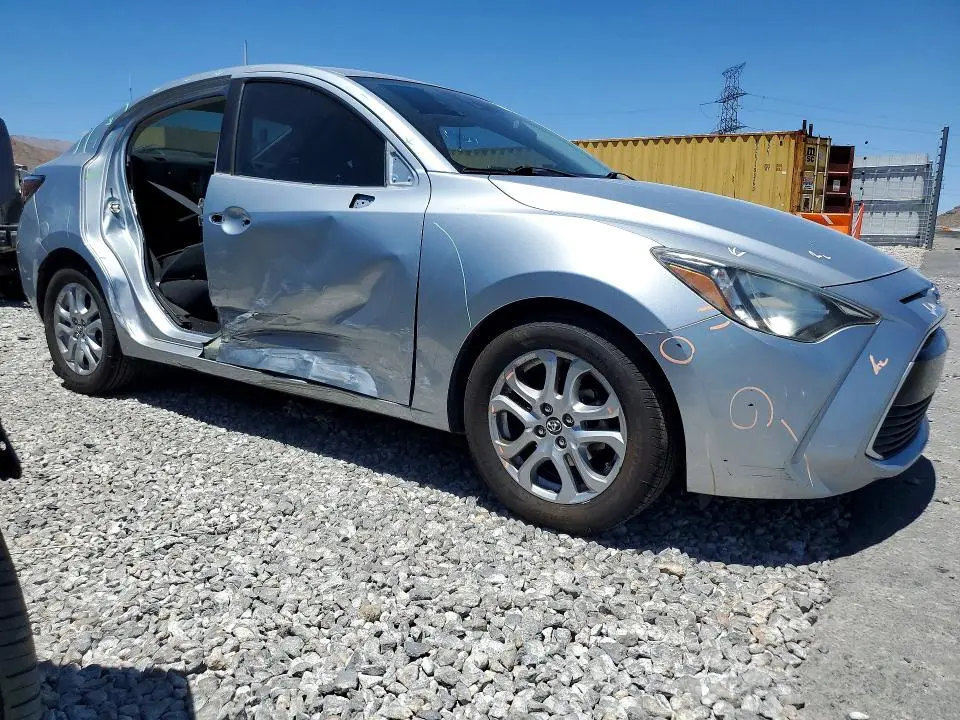 2018 TOYOTA YARIS IA BASE  