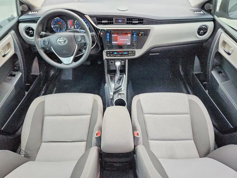 2017 TOYOTA COROLLA LE  