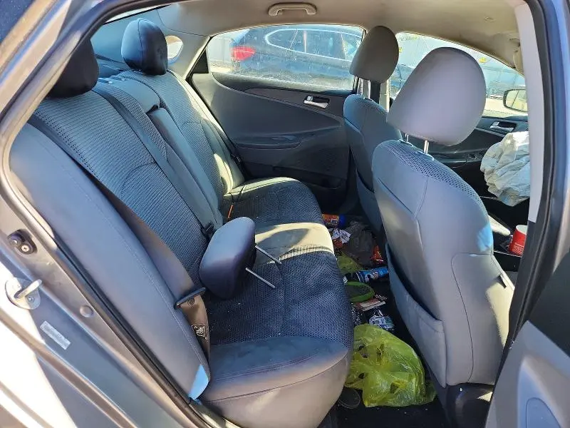 2011 HYUNDAI SONATA GLS  