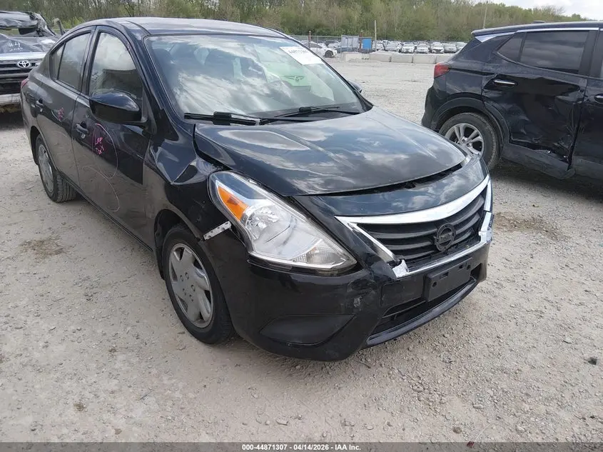 2017 NISSAN VERSA 1.6 S+