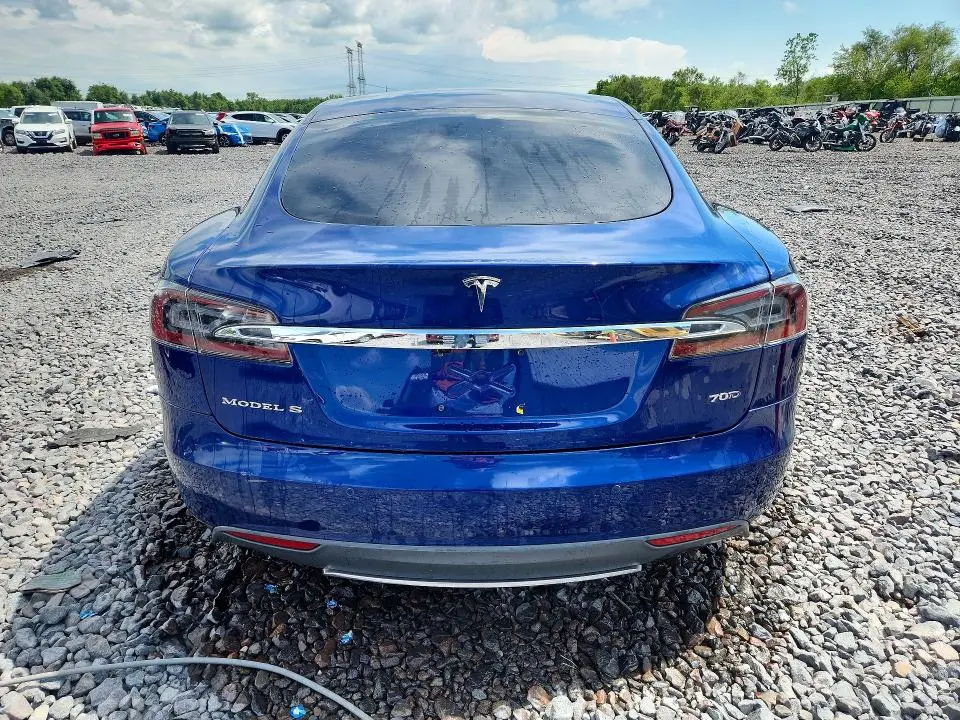 2015 TESLA MODEL S   