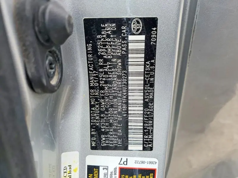 2017 TOYOTA CAMRY LE  
