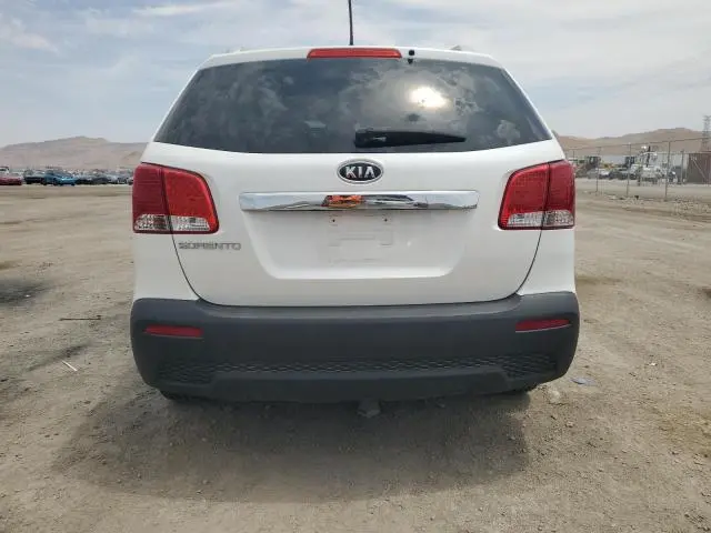 2013 KIA SORENTO LX  