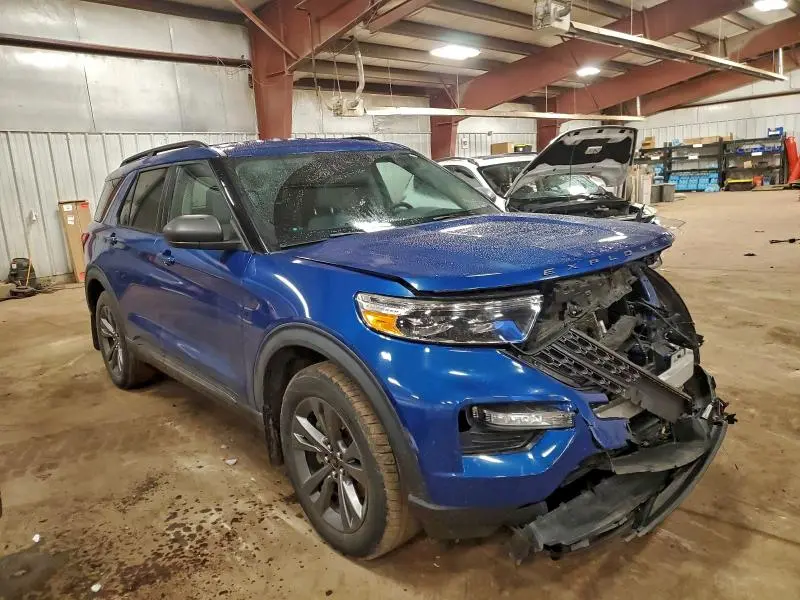 2021 FORD EXPLORER XLT  