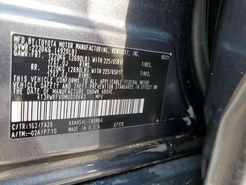 2021 TOYOTA RAV4 XLE