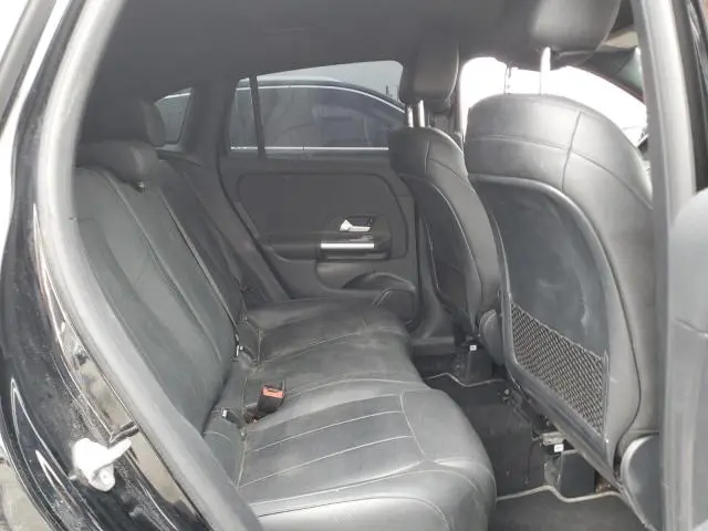 2021 MERCEDES-BENZ GLA 250