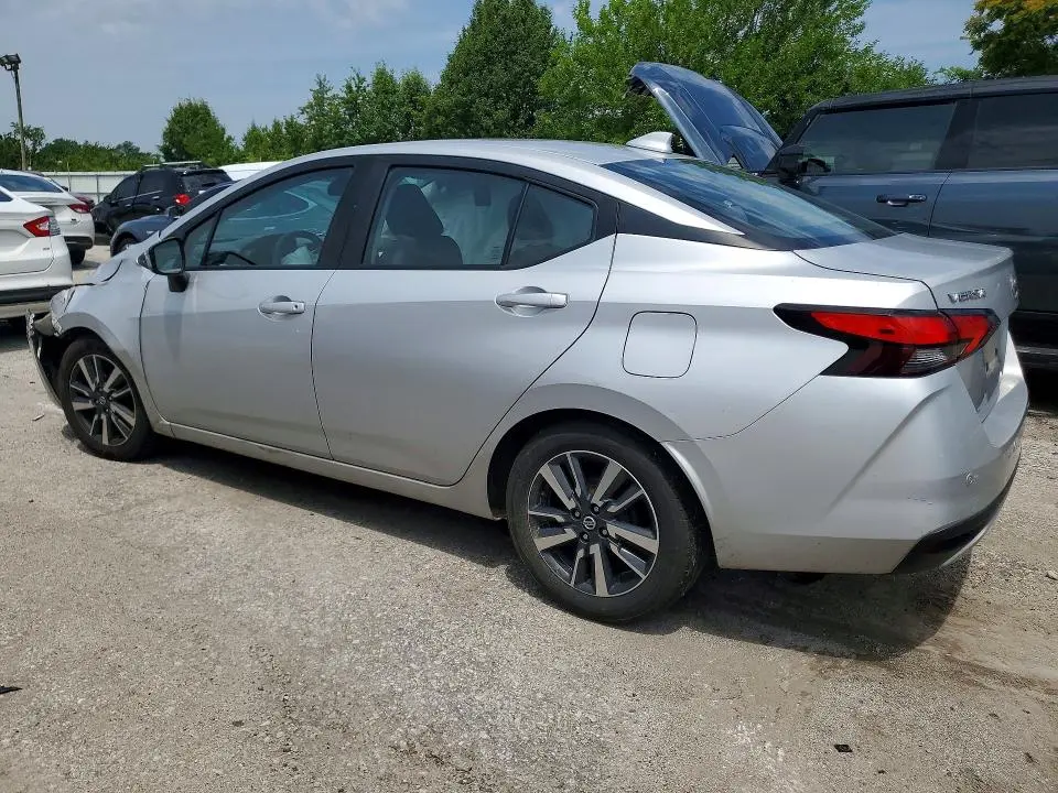 2021 NISSAN VERSA SV  