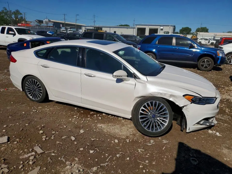 2017 FORD FUSION SE  