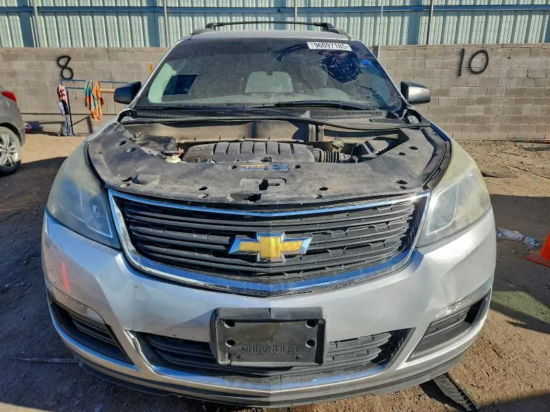 2016 CHEVROLET TRAVERSE LS  