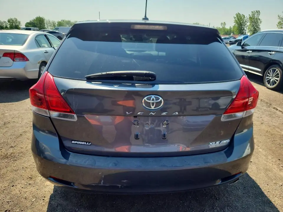 2015 TOYOTA VENZA LE  