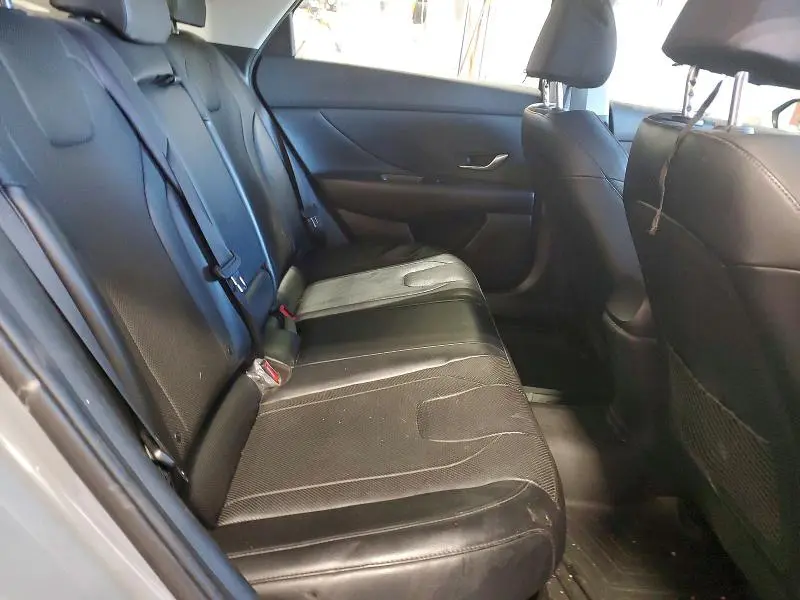 2022 HYUNDAI ELANTRA LIMITED  