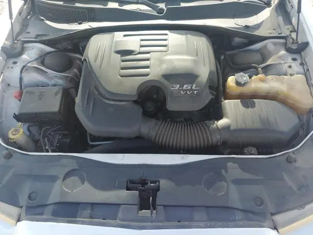 2013 DODGE CHARGER SE