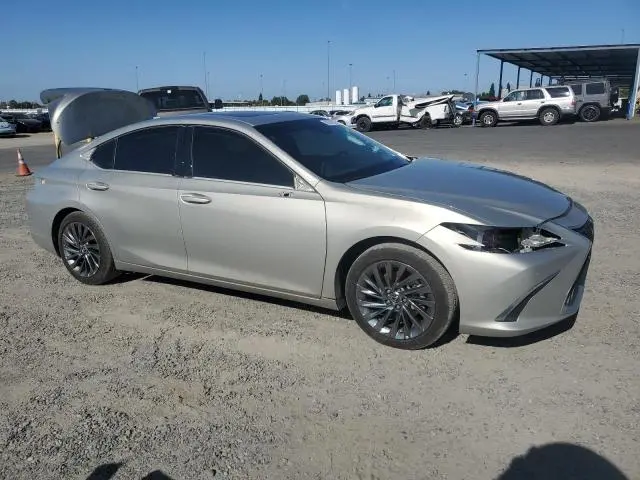 2024 LEXUS ES 300H BASE  