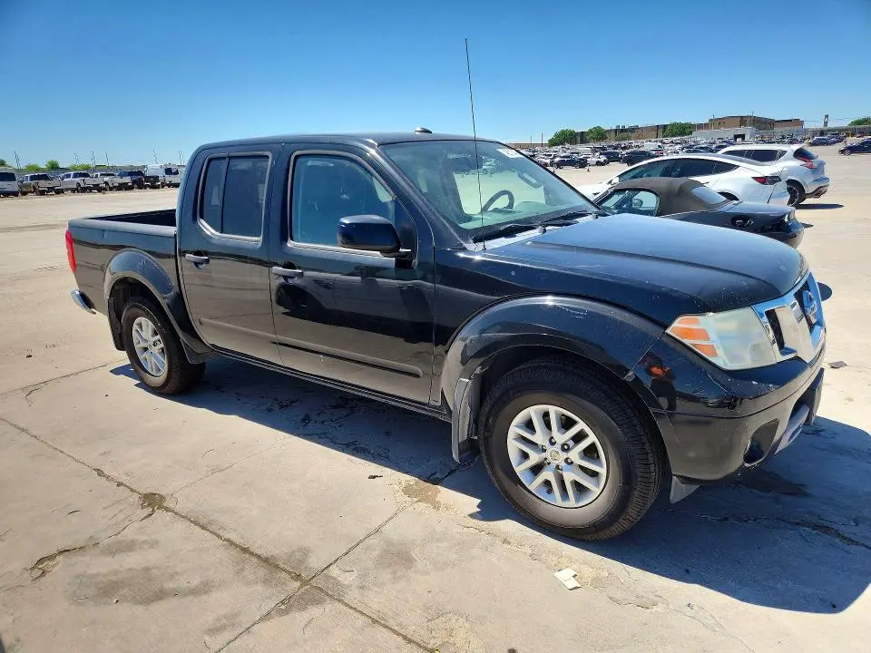 2017 NISSAN FRONTIER SV  