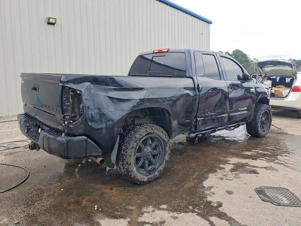 2017 TOYOTA TUNDRA DOUBLE CAB LIMITED  