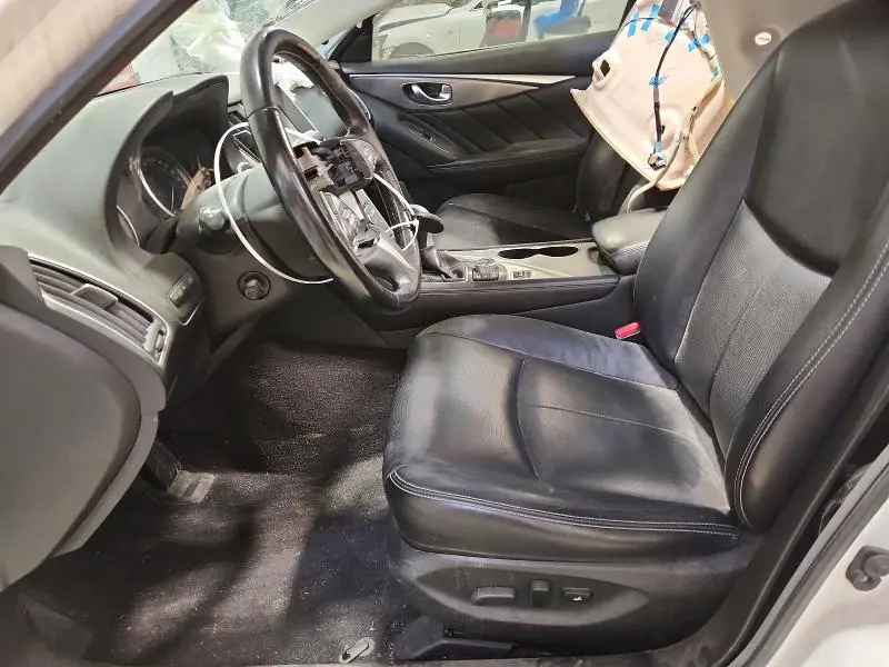 2016 INFINITI Q50 2.0T  