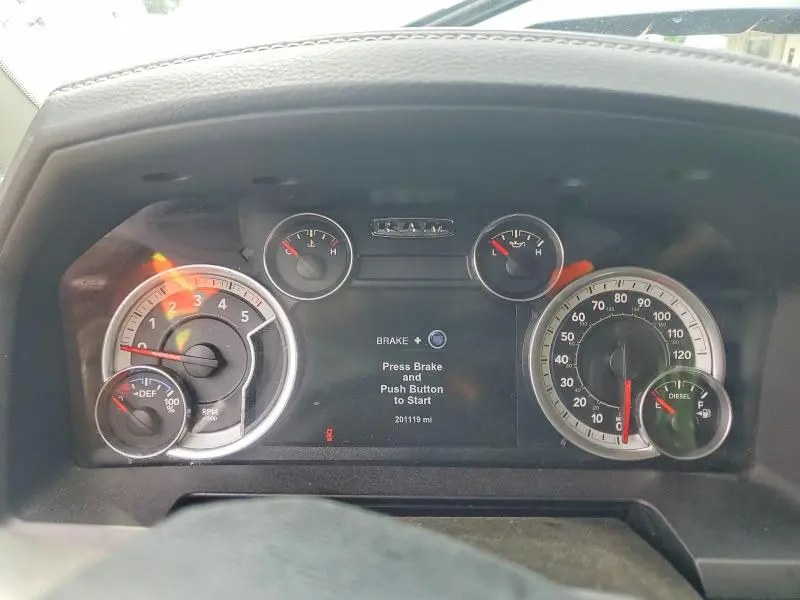 2015 RAM 1500 LARAMIE  