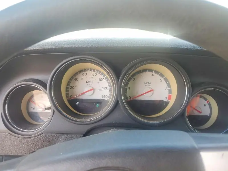 2010 DODGE CHALLENGER SE  