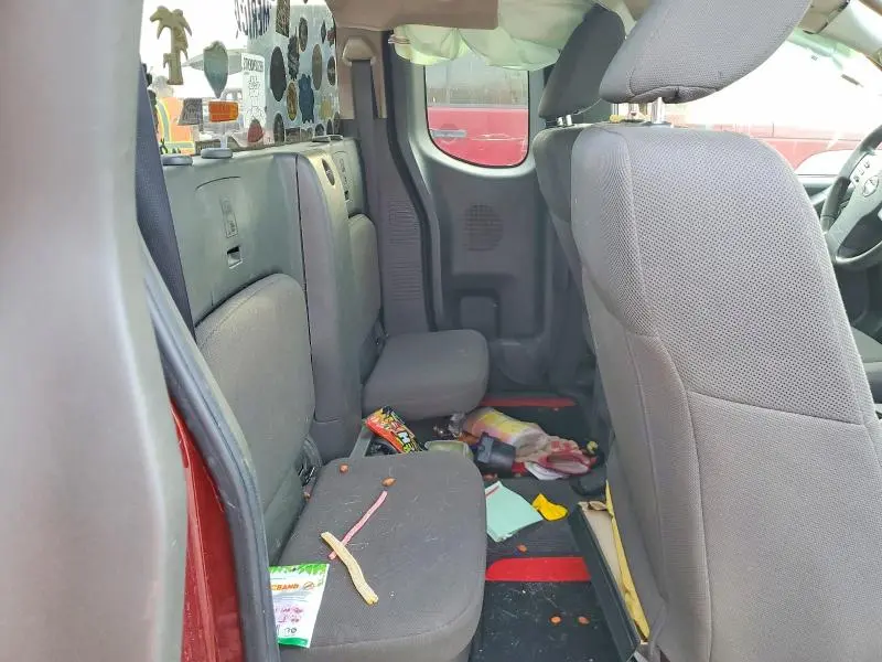 2015 NISSAN FRONTIER S  