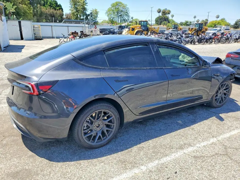 2025 TESLA MODEL 3   