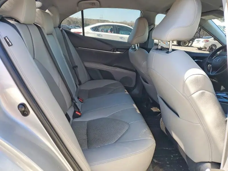 2023 TOYOTA CAMRY XLE  