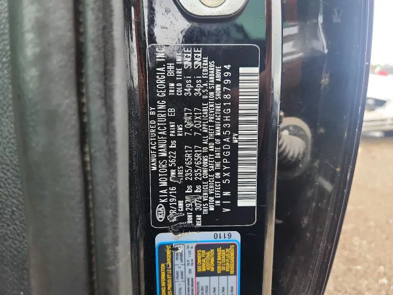 2017 KIA SORENTO LX V6  
