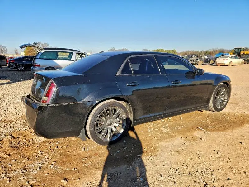 2013 CHRYSLER 300C VARVATOS  
