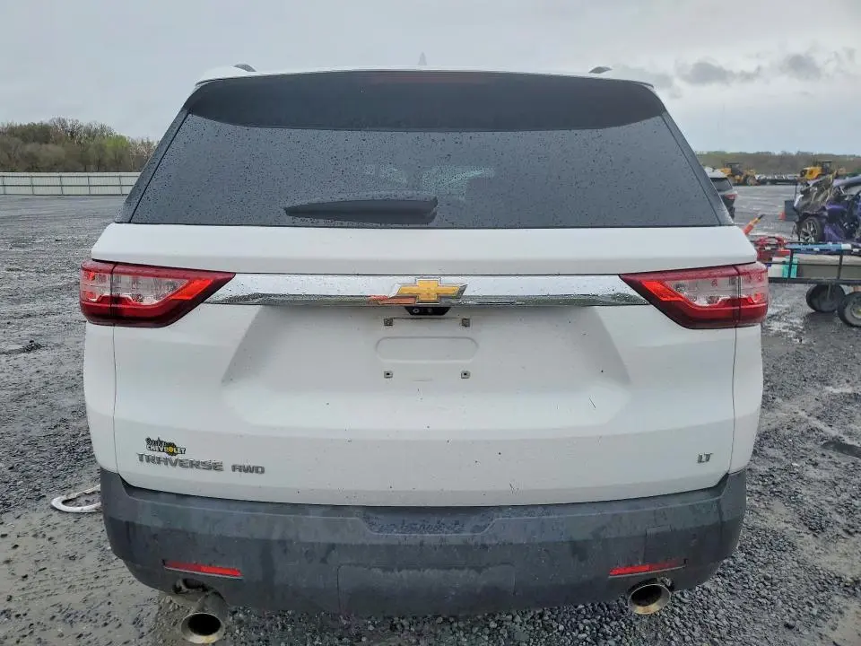 2020 CHEVROLET TRAVERSE LT  