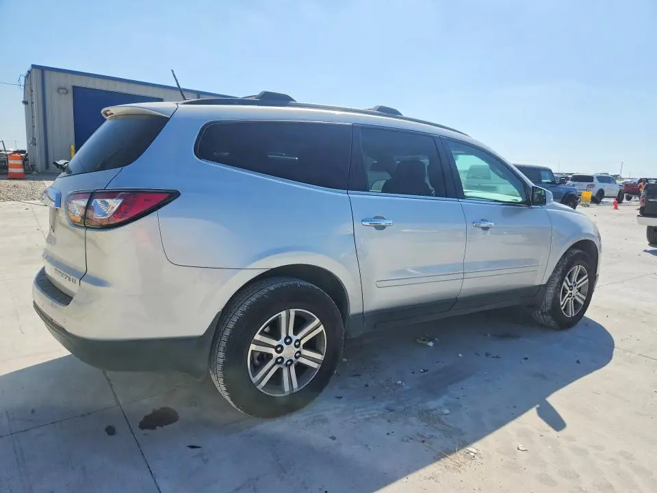 2016 CHEVROLET TRAVERSE LT  