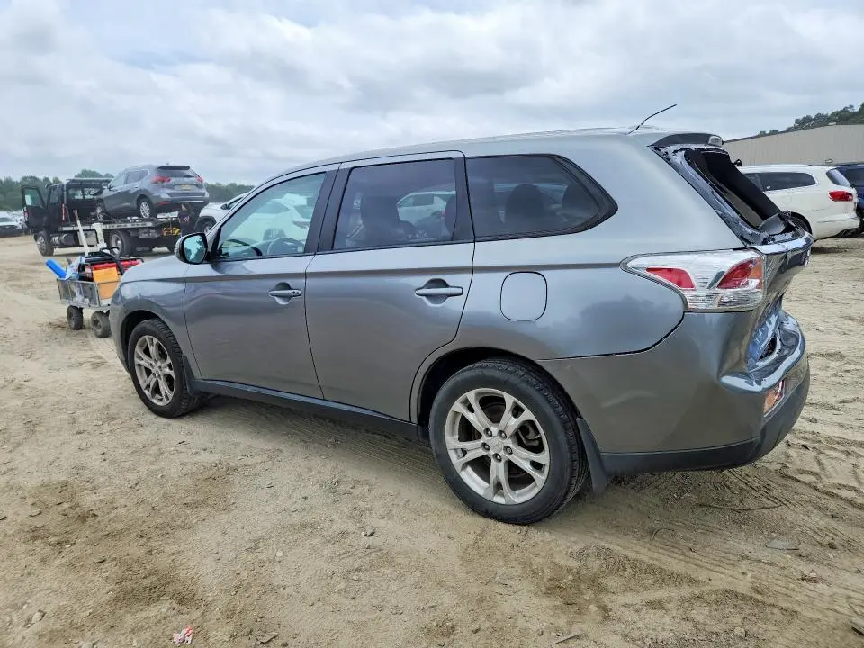 2014 MITSUBISHI OUTLANDER SE  