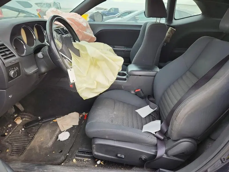 2012 DODGE CHALLENGER SXT  