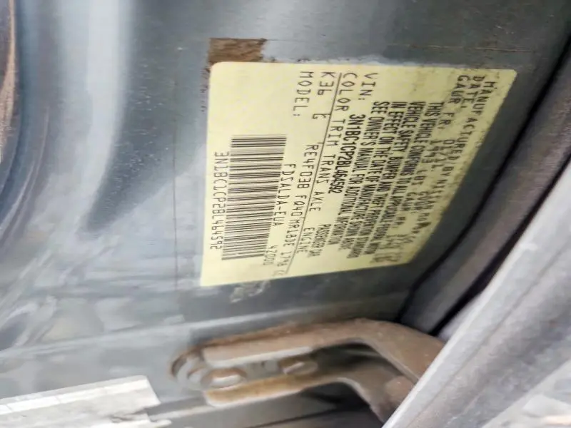 2011 NISSAN VERSA   