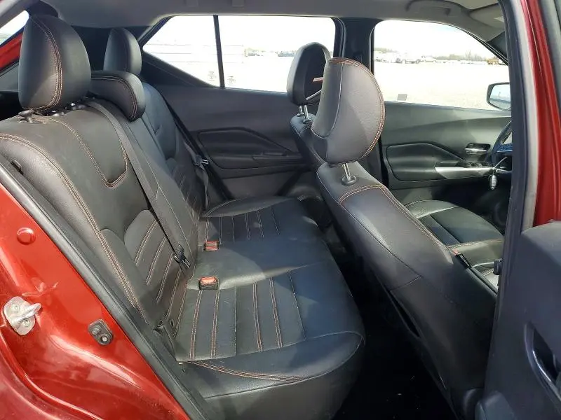 2018 NISSAN KICKS S  