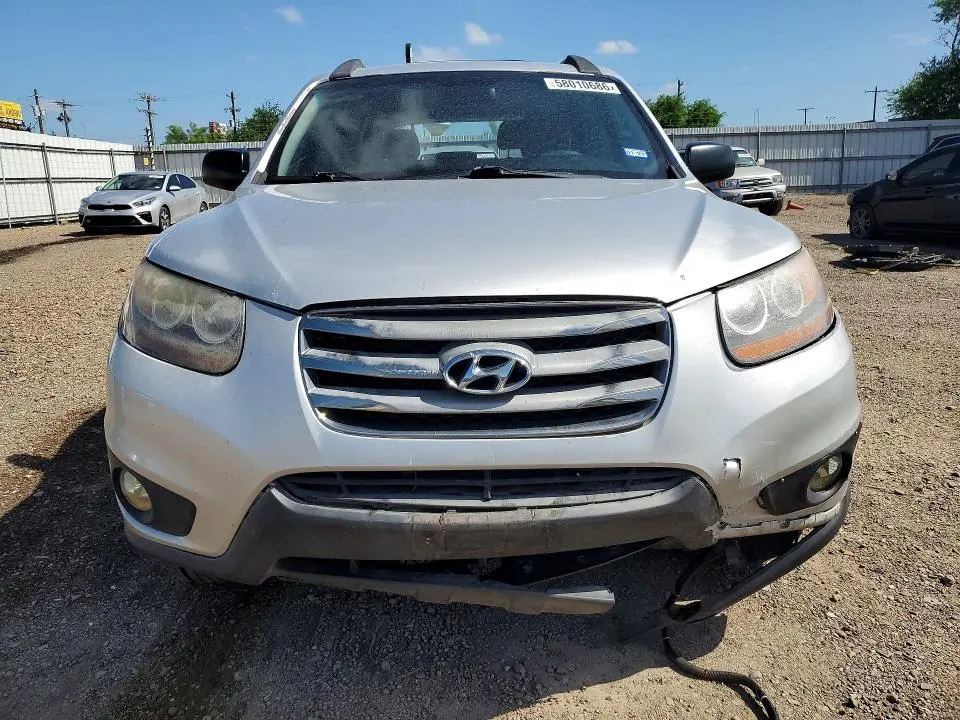 2012 HYUNDAI SANTA FE GLS  