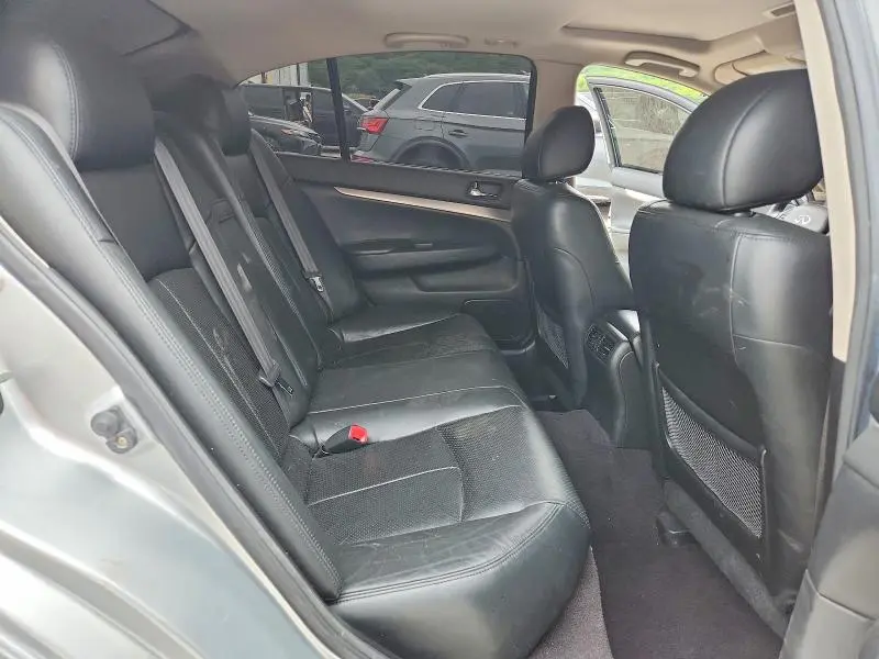 2010 INFINITI G37   