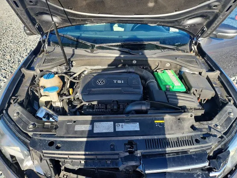 2015 VOLKSWAGEN PASSAT S  