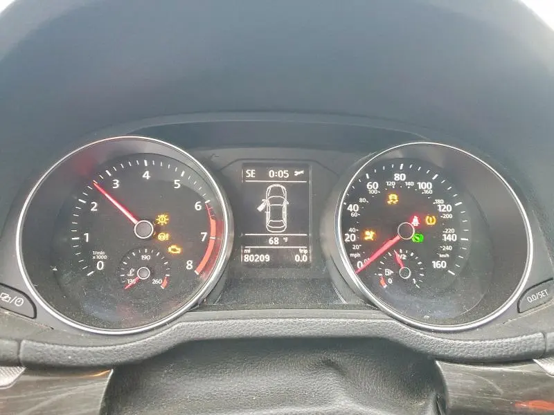 2017 VOLKSWAGEN PASSAT SE  