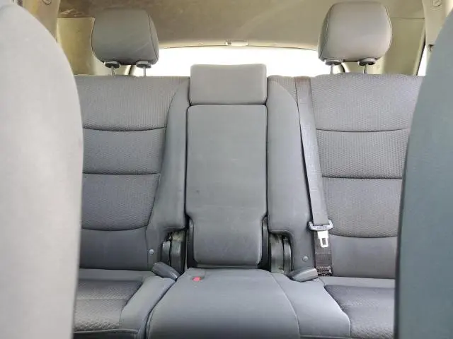 2012 KIA SORENTO BASE  