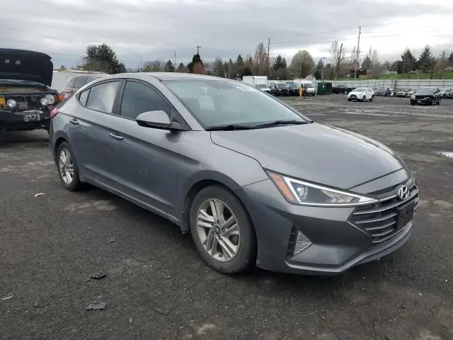 2019 HYUNDAI ELANTRA SEL  