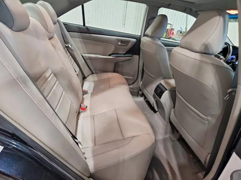 2017 TOYOTA CAMRY XLE  