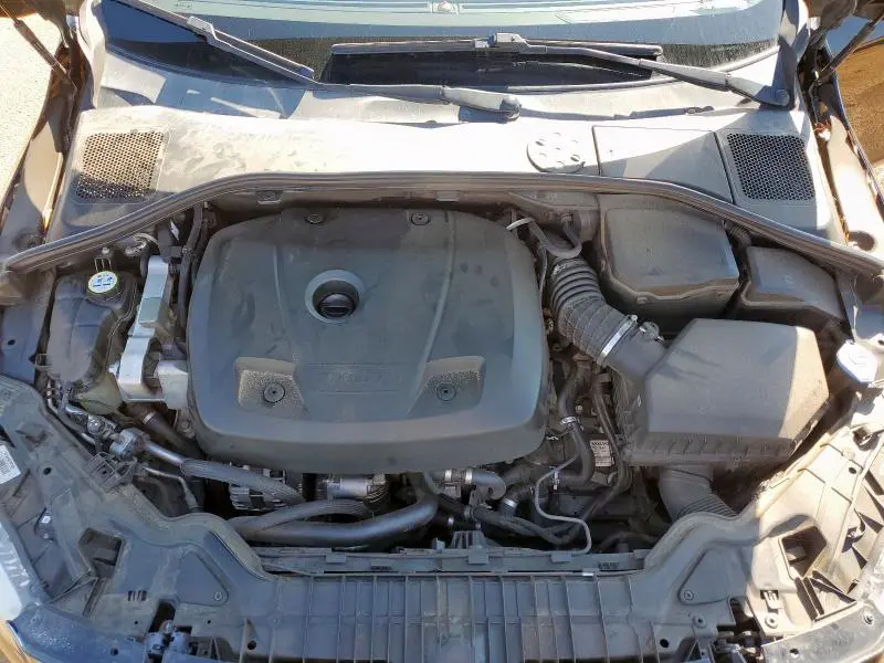 2015 VOLVO S60 PLATINUM  