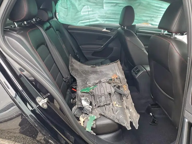 2020 VOLKSWAGEN GTI S  