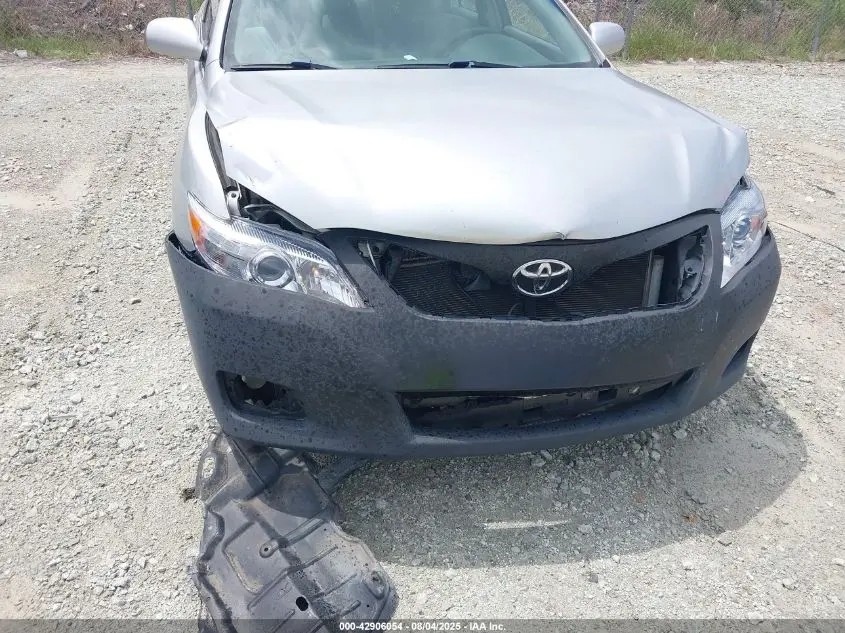 2011 TOYOTA CAMRY  