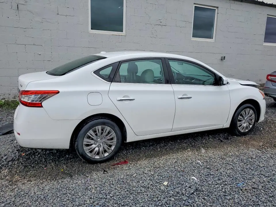 2015 NISSAN SENTRA SV  